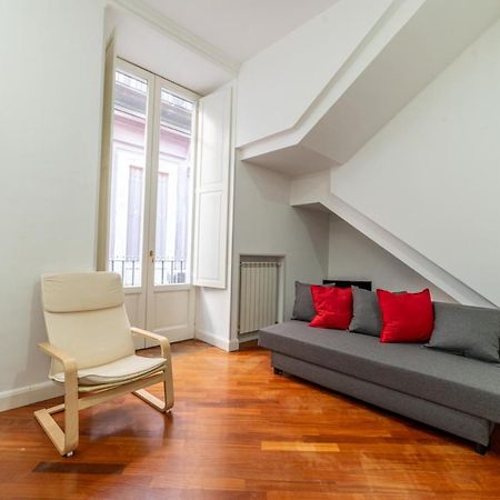 Via Atri 25 Apartment Napoli Bagian luar foto