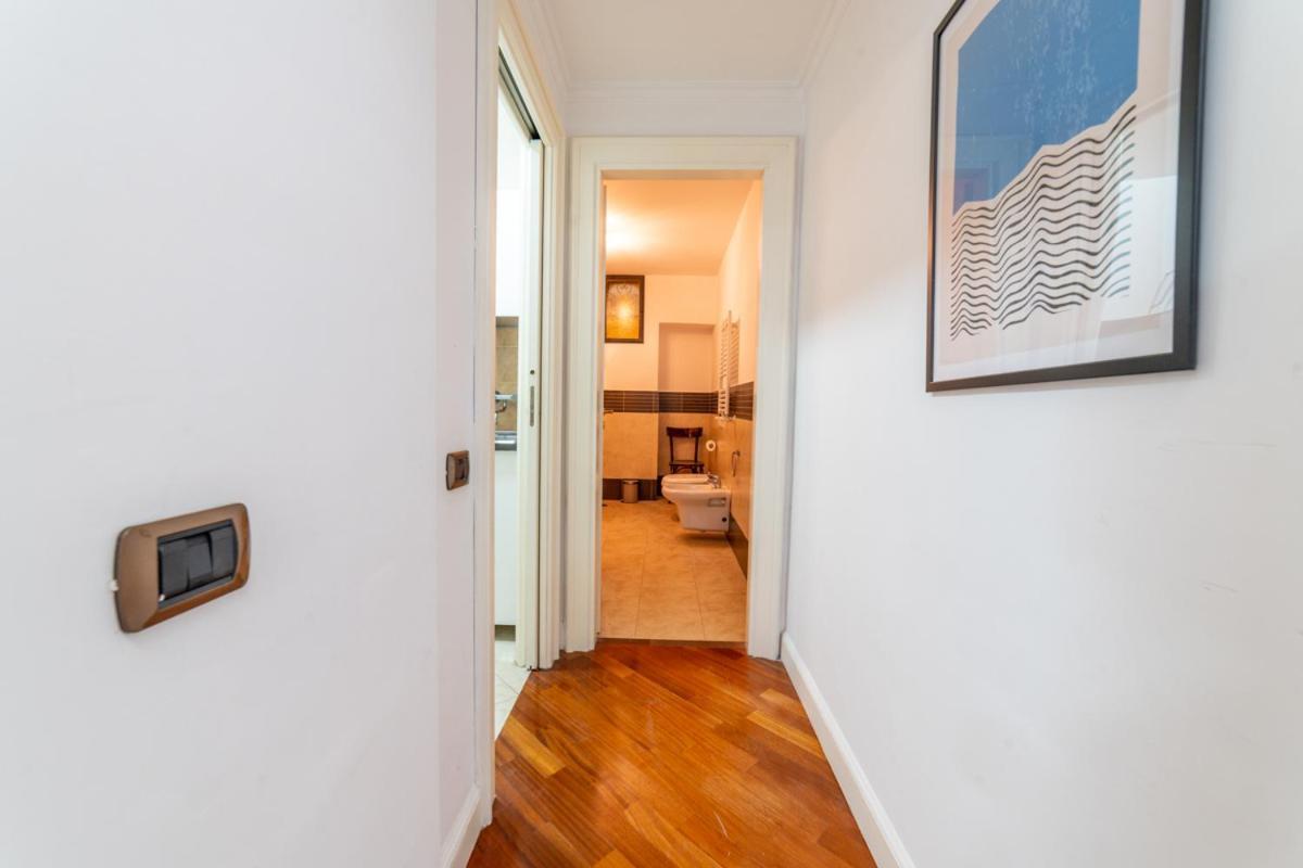Via Atri 25 Apartment Napoli Bagian luar foto
