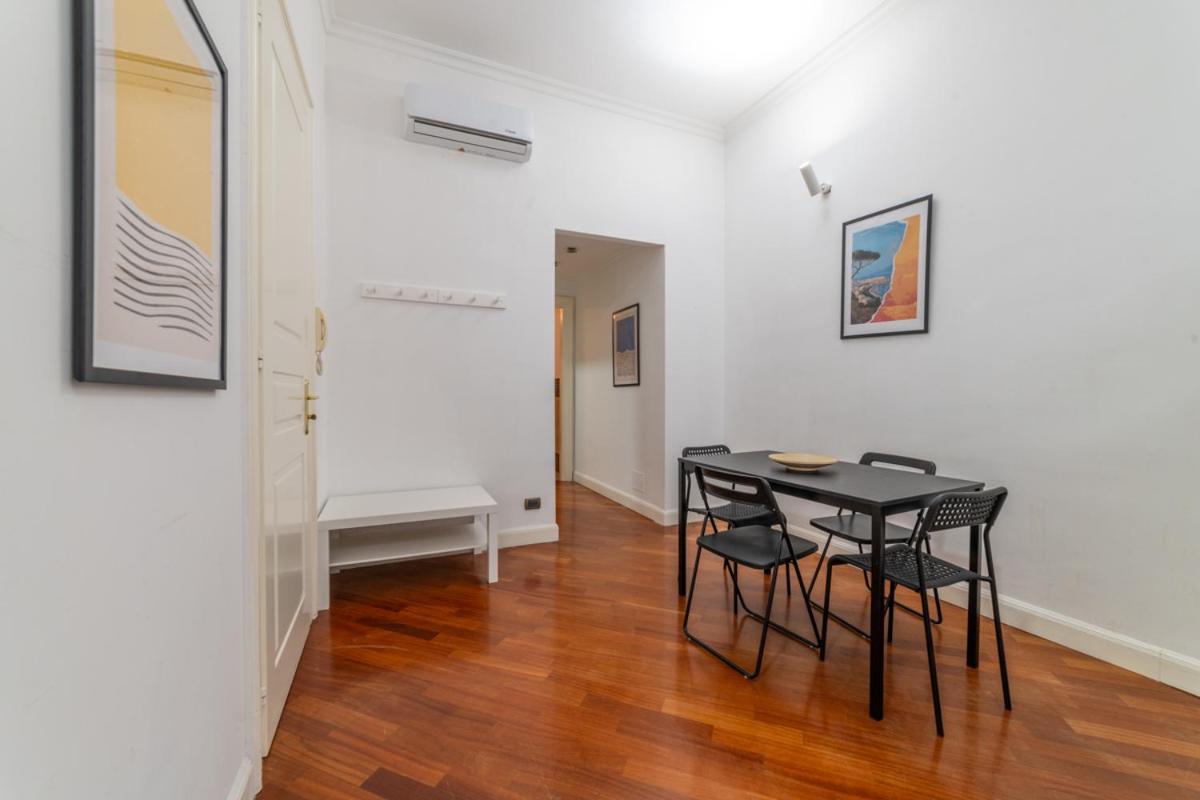 Via Atri 25 Apartment Napoli Bagian luar foto